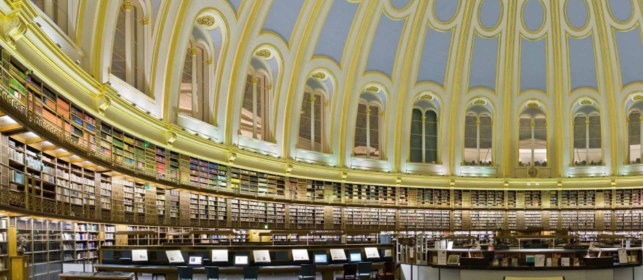 British Library (Biblioteca Británica) es la biblioteca nacional del Reino Unido y una de las mejores del mundo. Cuenta con aproximadamente 150 millones de publicaciones y cada año se le incorpora una colección de cerca de tres millones de objetos nuevos.